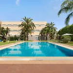 Ramada By Wyndham Valencia Hotel