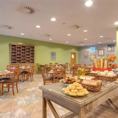 Ramada By Wyndham Valencia Hotel Almussafes