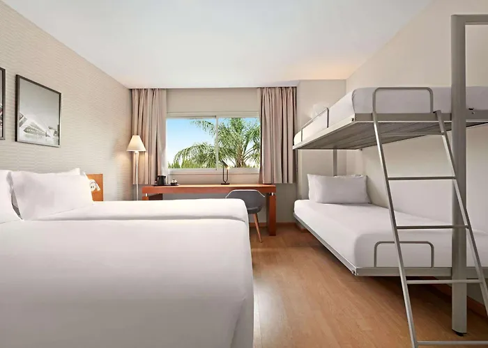 Ramada By Wyndham Valencia 3* Almussafes