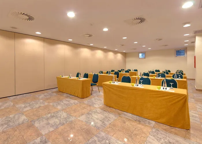 Ramada By Wyndham Valencia