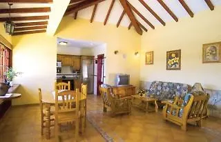 Hotel Ramada By Wyndham Valencia 3*