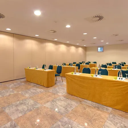 Ramada By Wyndham Valencia