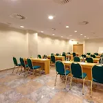 Ramada By Wyndham Valencia Hotel
