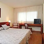 Hotel Ramada By Wyndham Valencia 3*