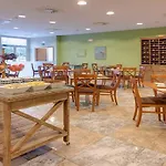 Ramada By Wyndham Valencia