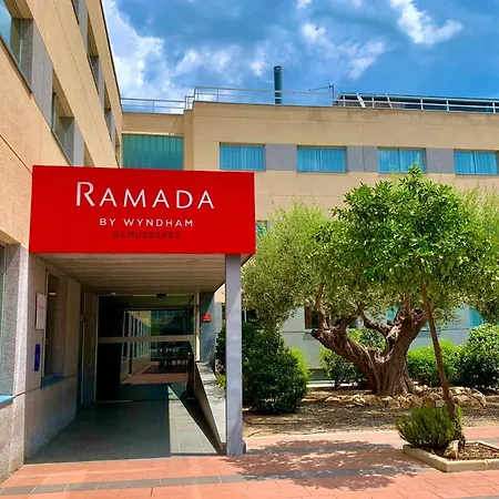 Ramada By Wyndham Valencia Almussafes