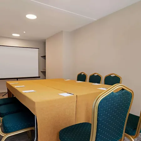 Hotel Ramada By Wyndham Valencia