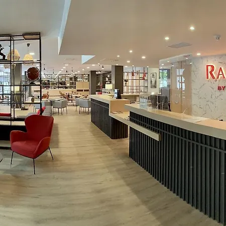 Ramada By Wyndham Valencia Hotel Almussafes