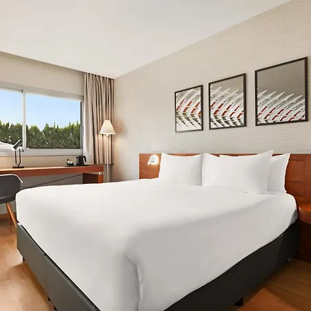 Ramada By Wyndham Valencia 3* Almussafes