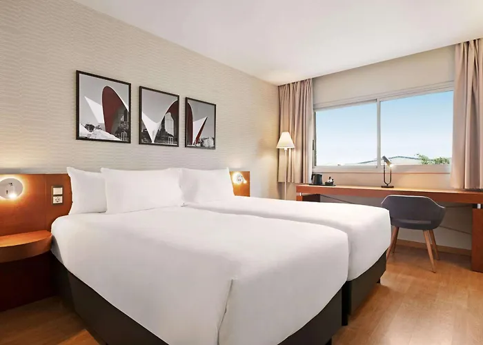 Ramada By Wyndham Valencia